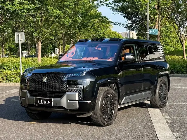 Yangwang U8 2023 Luxury Edition