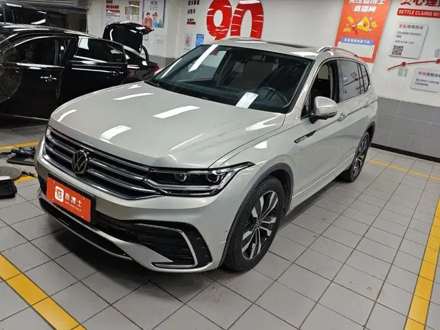 Volkswagen Tiguan L 2022 330TSI Auto 2WD R-Line Premium Edition