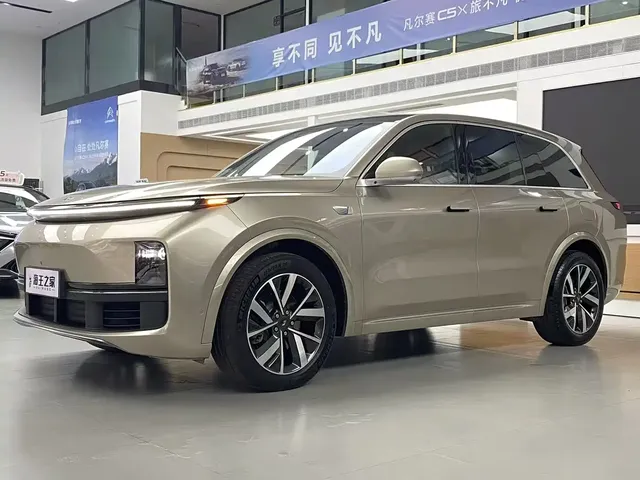 Li Auto Li L8 2023 Pro