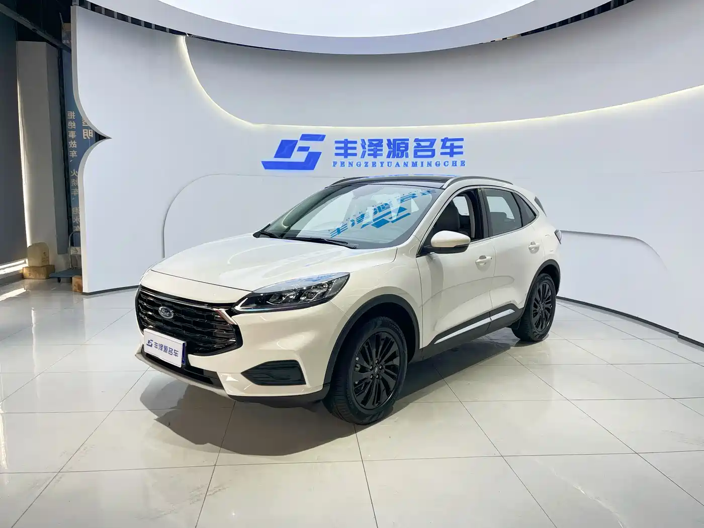 Ford Escape 2024 Model EcoBoost 245 2WD Premium Edition