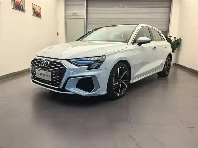 Audi A3 2023 Sportback 35 TFSI Fashion Sport