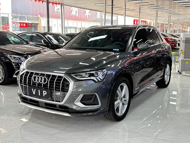 Audi Q3 2023 35 TFSI Fashion Dynamic (1.4T)