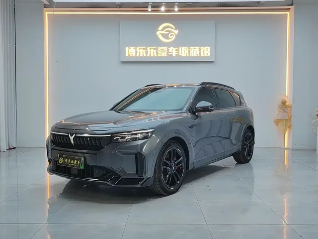 Voyah Auto VOYAH FREE 2025 318 259km 4WD Explorer Edition