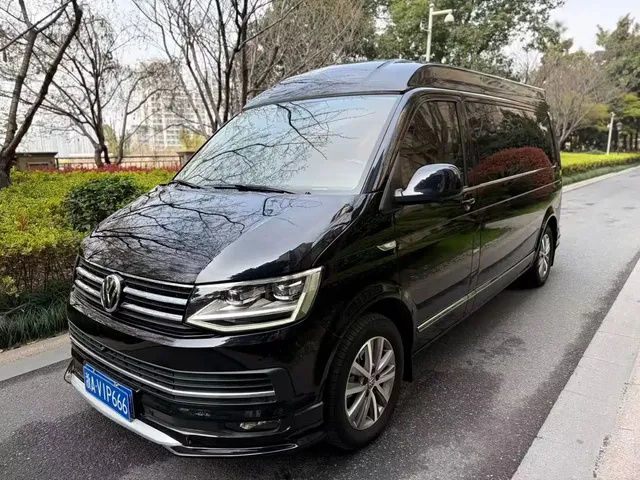 Volkswagen Caravelle 2018 2.0TSI 4WD Comfort Edition 7-Seater