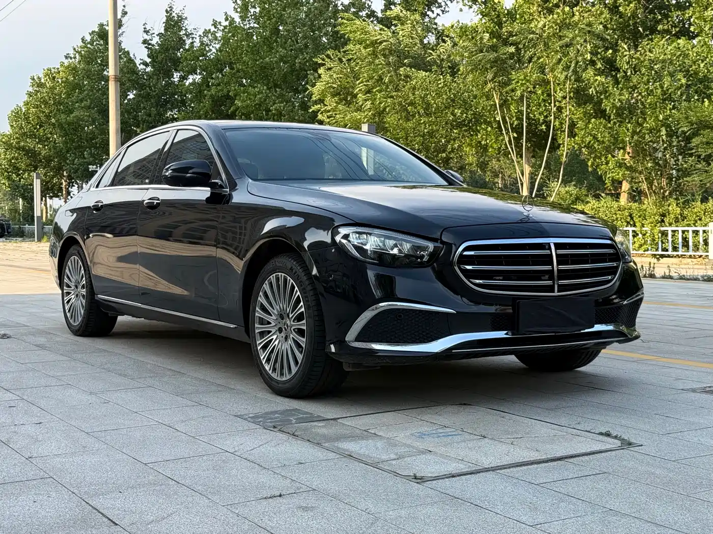 Mercedes-Benz E-Class 2021 E 300 L Fashion