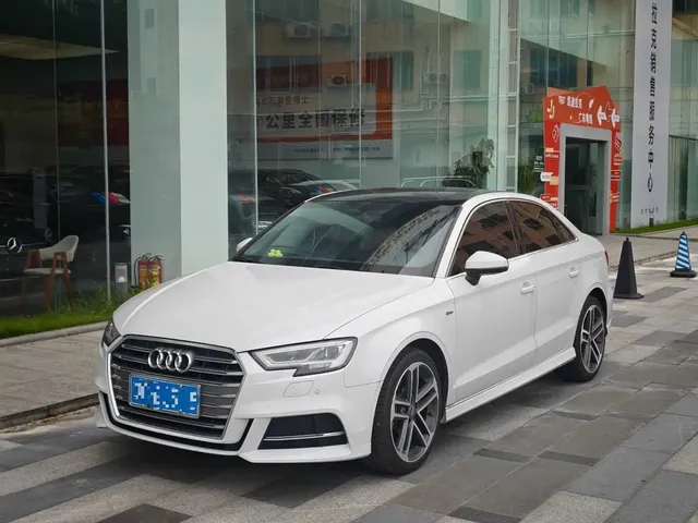 Audi A3 2020 Limousine 35 TFSI Sport China VI