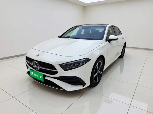 Mercedes-Benz A-Class 2023 A 200 L Fashion