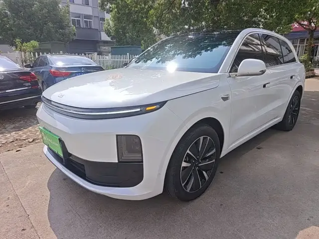 Li Auto L6 2025 Max Smart Renewal Edition