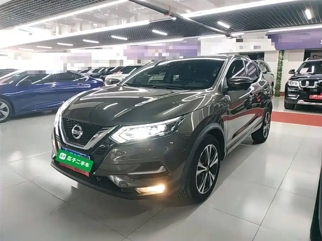 Nissan Qashqai 2021 2.0L CVT Luxury Version