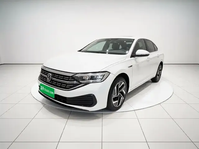 Volkswagen Sagitar 2023 Model Year 200TSI DSG Surpass Edition