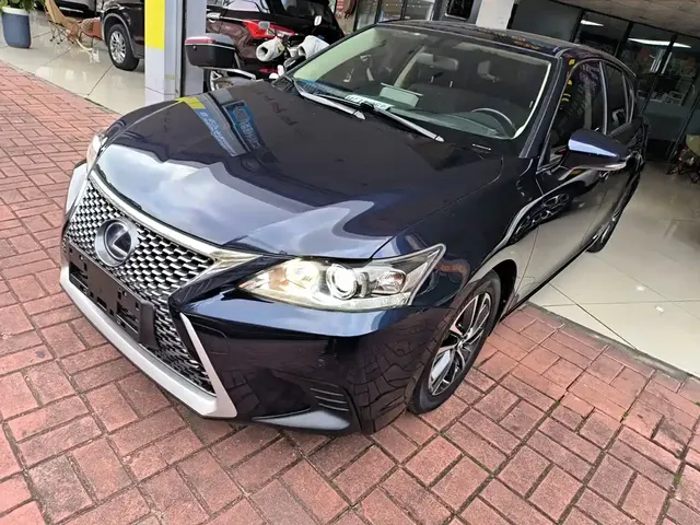 Lexus CT 2017 CT200h Elite Edition (Single Color) China VI