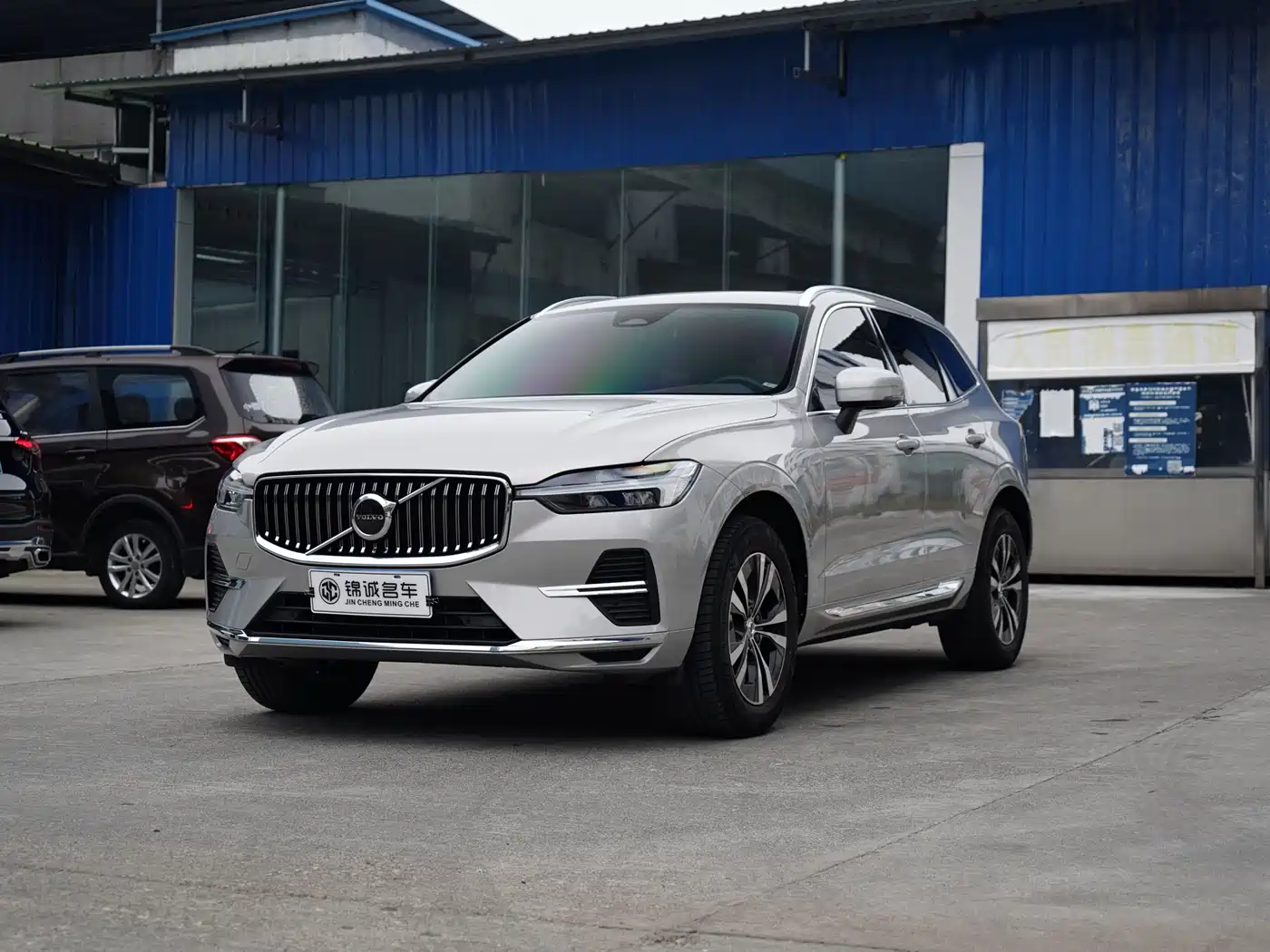Volvo XC60 2022 B5 AWD R-Design