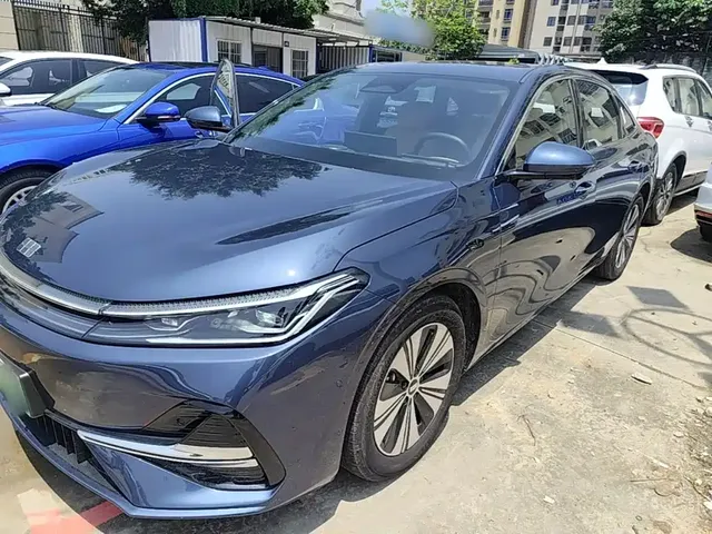 Geely Galaxy A7 2025 EM-i 150km Explorer+ Edition