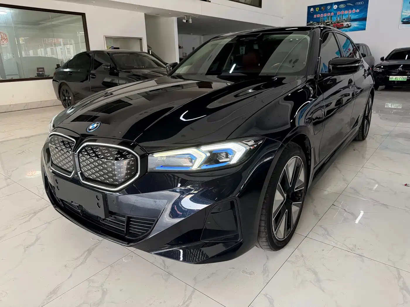 BMW i3 2025 eDrive 40 L Shadow Night Sport Package