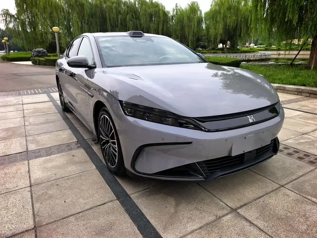 BYD Han 2025 EV Smart Driving Edition 701KM LiDAR Flagship