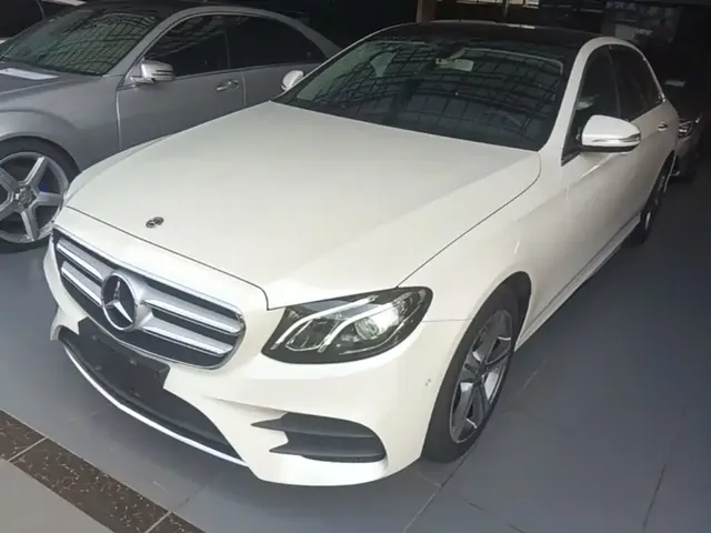 Mercedes-Benz E-Class 2019 E 200 L Sport