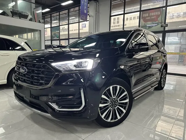 Ford Edge 2021 PLUS EcoBoost 245 FWD Luxury Sharp 7-seater