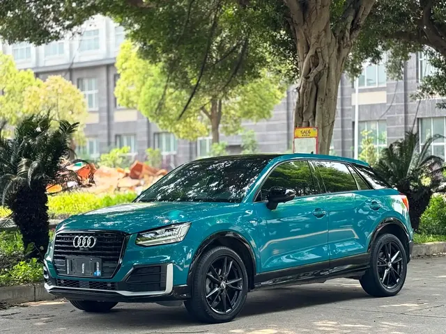 Audi Q2L 2020 35 TFSI Progressive Dynamic Model