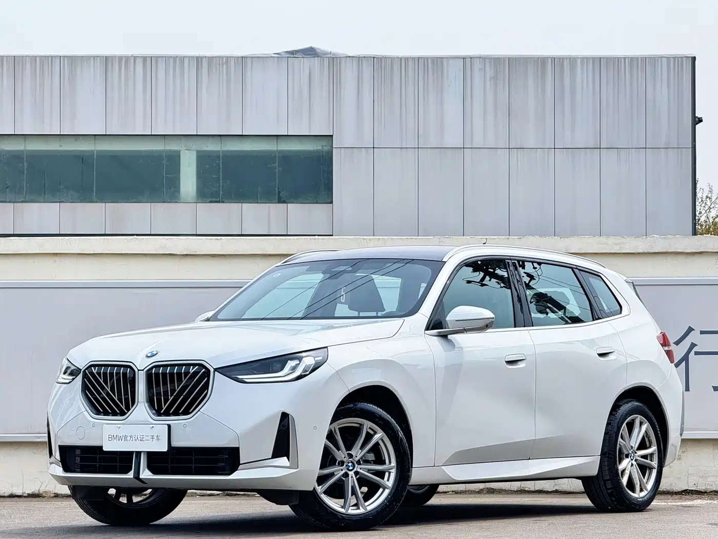 BMW X3 2025 xDrive25L Luxury Package