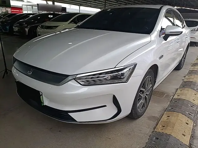 BYD Qin PLUS 2021 EV 400KM Luxury Model