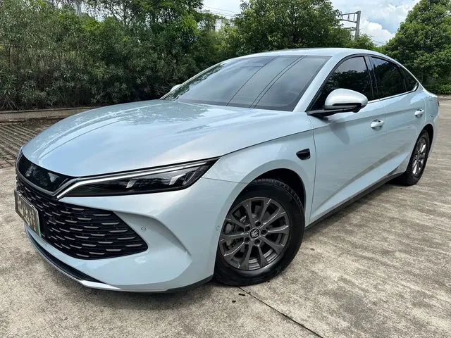BYD Qin L 2025 DM-i Smart Drive Edition 80KM Leading