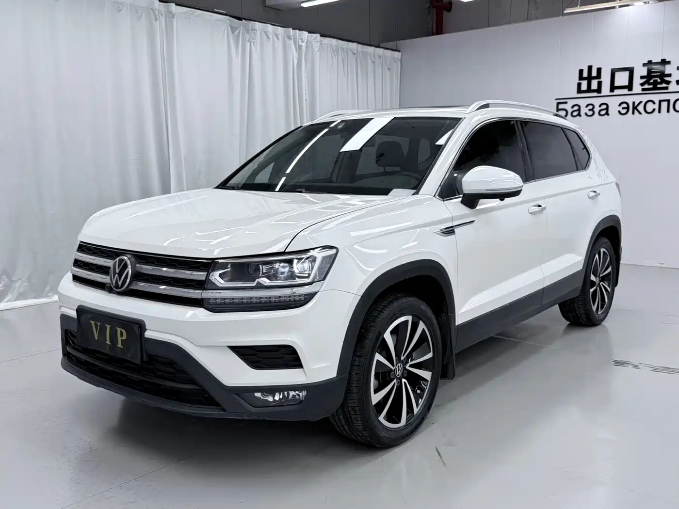 Volkswagen Tharu 2021 Model 280TSI 2WD Luxury Edition