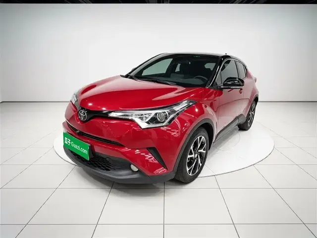 Toyota C-HR 2020 Model 2.0L Leading