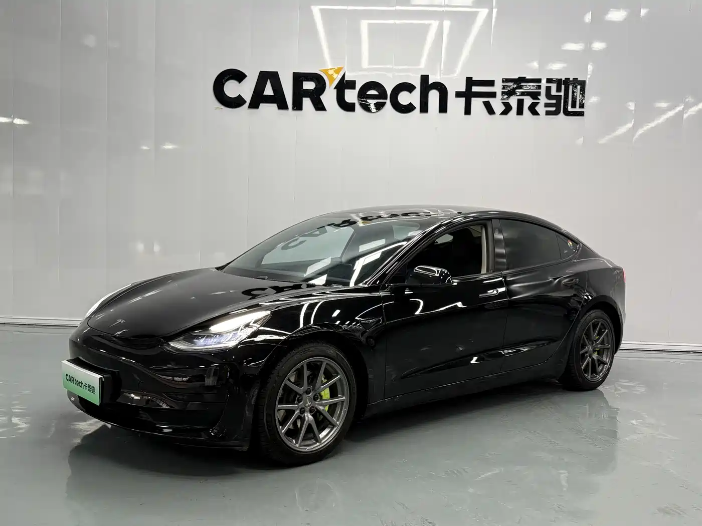 Tesla Model 3 2020 Standard Range Rear-Wheel Drive Upgrade