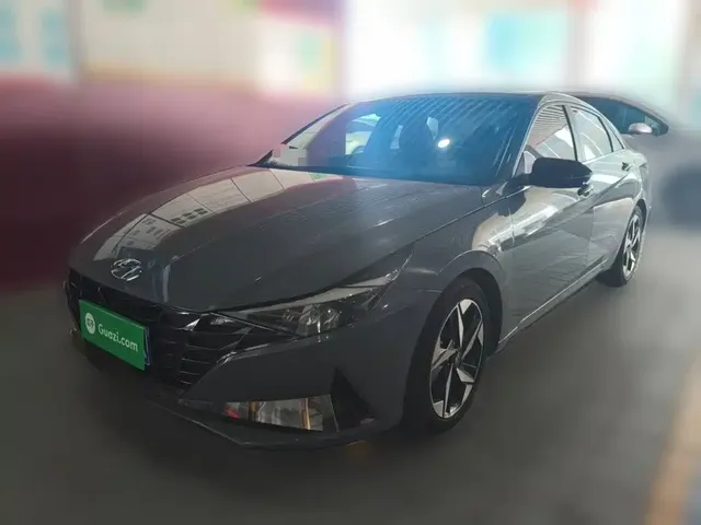 Hyundai Elantra 2021 1.5L CVT TOP Flagship Edition