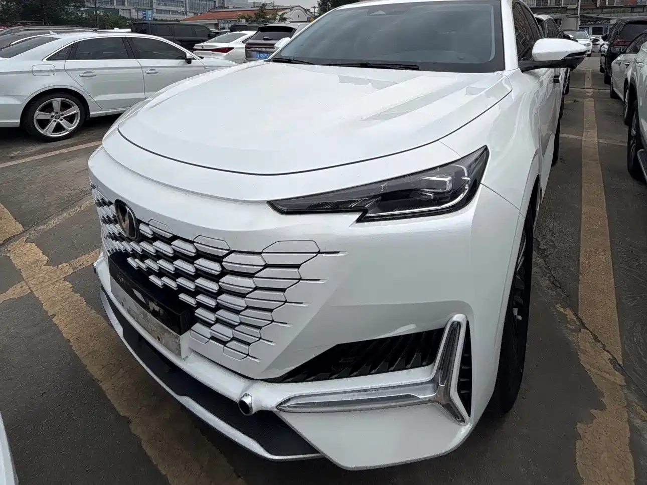 Changan UNI-K 2023 2.0T FWD Joy Style