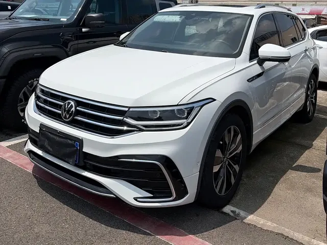 Volkswagen Tiguan L 2022 330TSI Auto 2WD R-Line Premium Edition