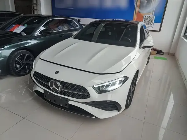Mercedes-Benz A-Class 2024 Facelift A 200 L Fashion