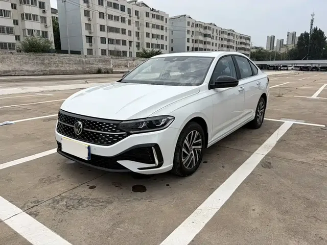 Volkswagen Lavida 2024 Model 300TSI DSG Starlight Leading Edition