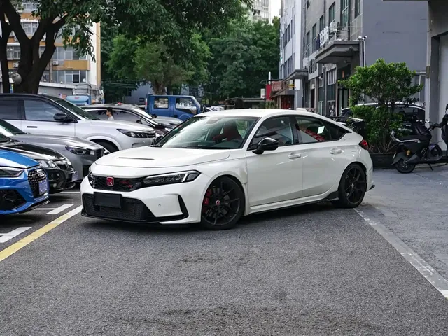 Honda Civic (Import) 2023 2.0T 420TURBO TYPE R