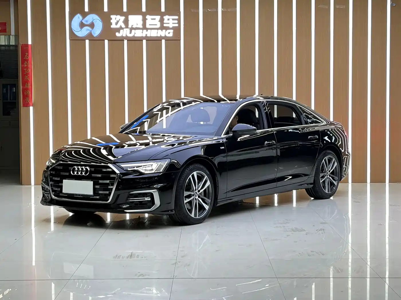 Audi A6L 2021 40 TFSI Luxury Sport