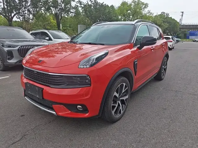 Lynk & Co 01 2017 2.0T AWD Pro