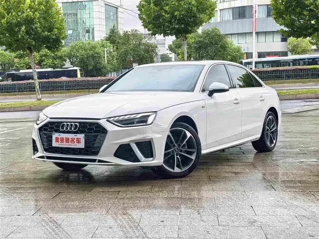 Audi A4L 2025 2 Million Celebration Edition 40 TFSI Fashion Dynamic