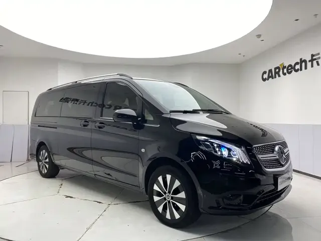 Mercedes-Benz Vito 2023 2.0T Elite 7-Seater