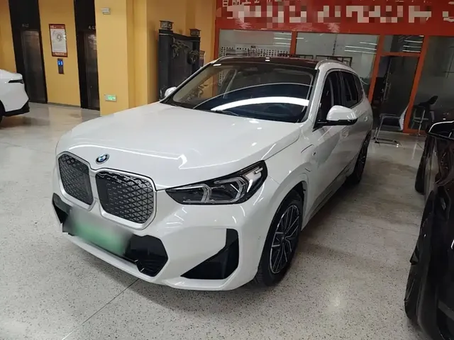 BMW iX1 2023 eDrive25L M Sport Package