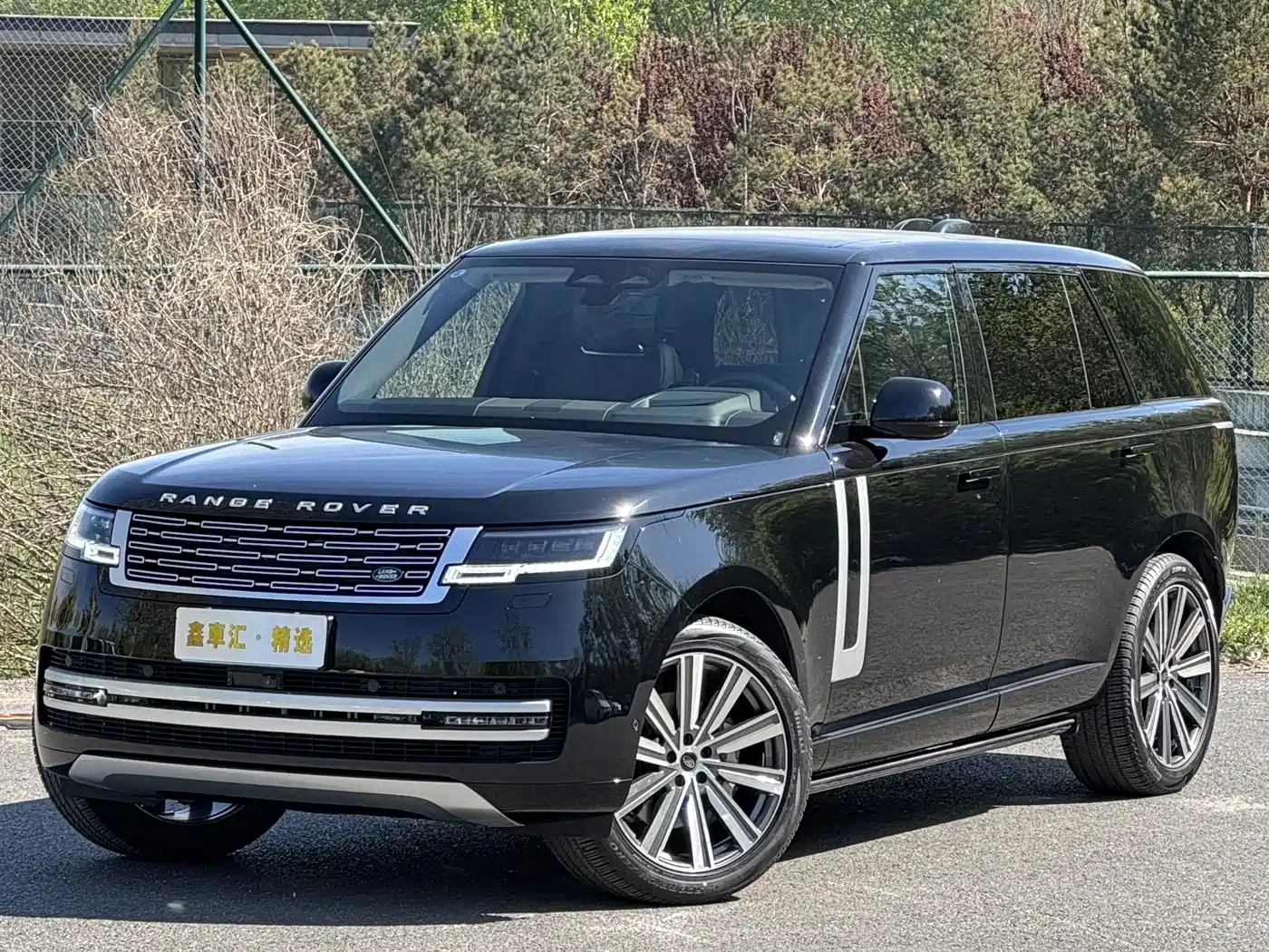 Land Rover Range Rover 2024 3.0 L6 400PS Genesis Extended