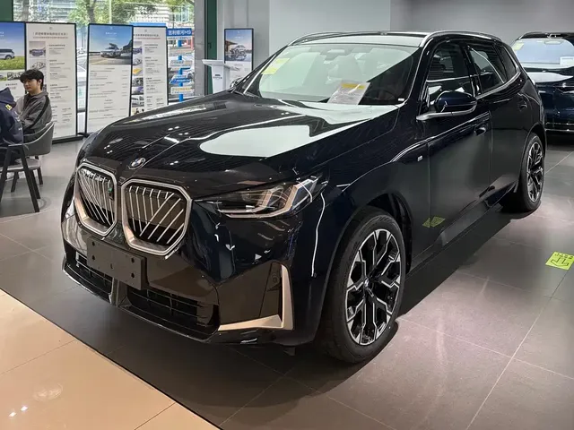 BMW X3 2025 xDrive30L Premium Model M Sport Black Package
