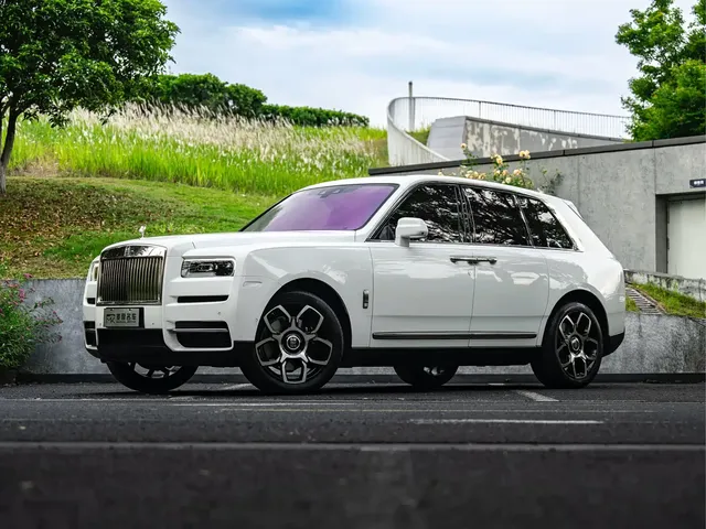 Rolls-Royce Cullinan 2018 4-Seater Version