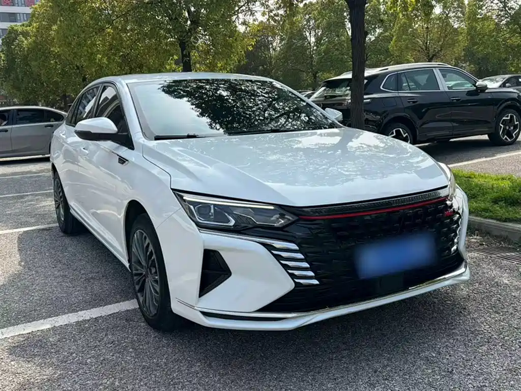 Dongfeng Aeolus Yixuan MAX 2023 1.5T Super Dad Edition