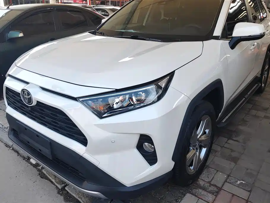 Toyota RAV4 Rongfang 2020 2.0L CVT 2WD Fashion PLUS