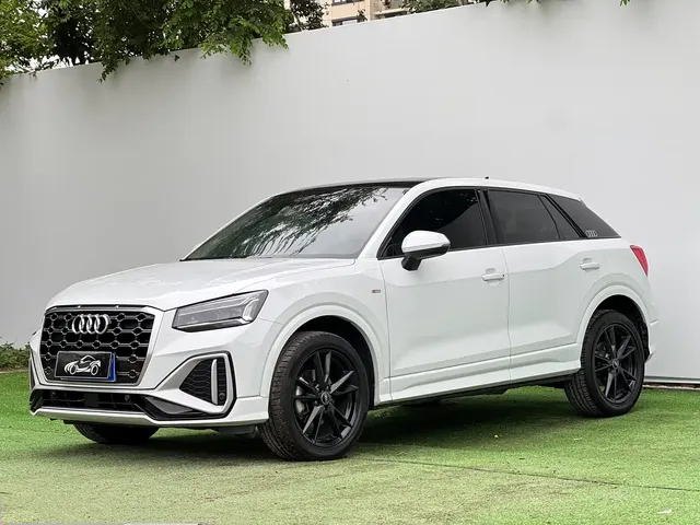 Audi Q2L 2022 35 TFSI Fashion Dynamic