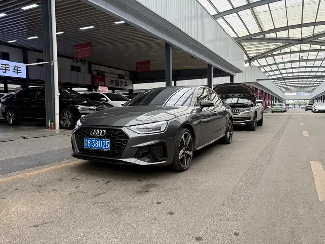Audi A4L 2024 40 TFSI Luxury Dynamic
