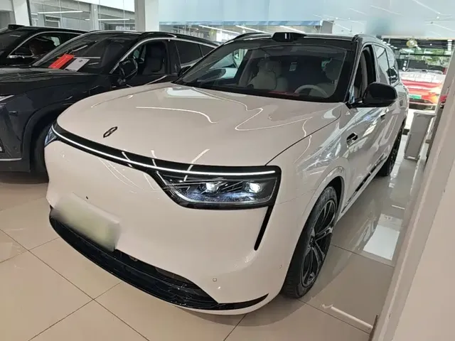 AITO Wenjie AITO M8 2025 Model Extended Range Max+ Edition 53.4kWh 6-Seater