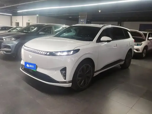 Dongfeng Yipai eπ008 2024 210Max Range Extender 6-Seater