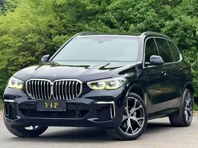 BMW X5 2022 Model xDrive 40Li M Sport Package