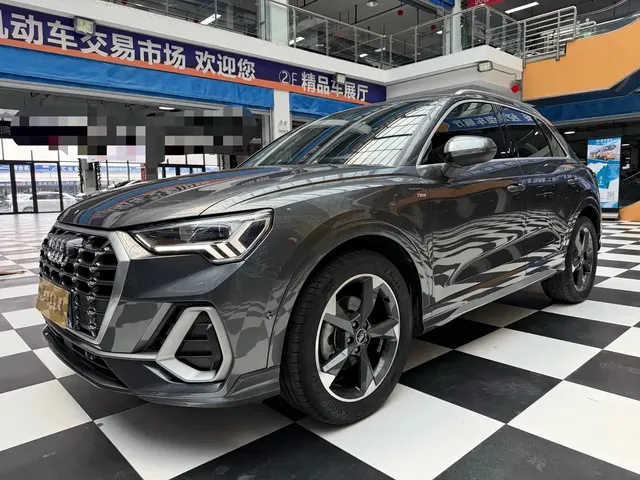 Audi Q3 2021 35 TFSI Fashion Sport